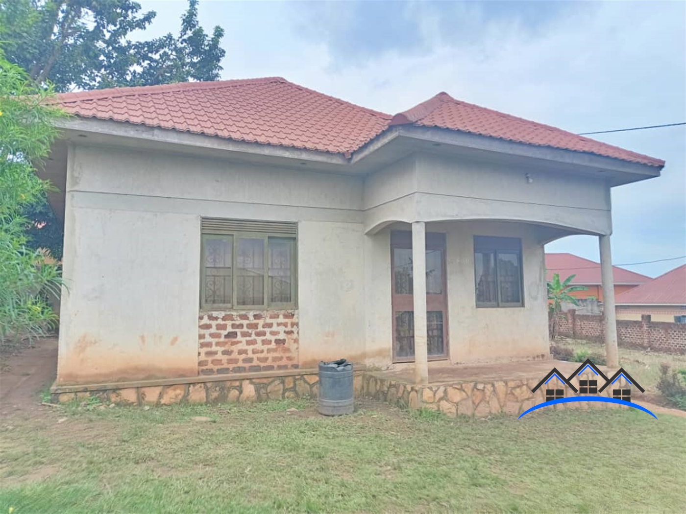 3 bedroom Bungalow for sale in Seeta Mukono Uganda, code 191782, 04/06