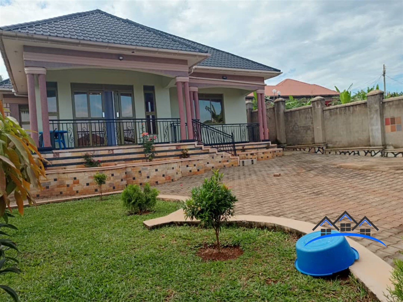 Bungalow for sale in Nansana Wakiso