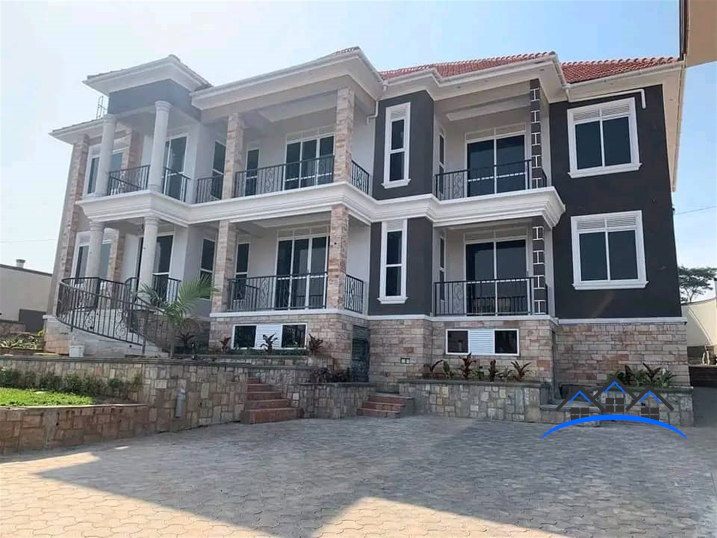 Mansion for sale in Munyonyo Kampala