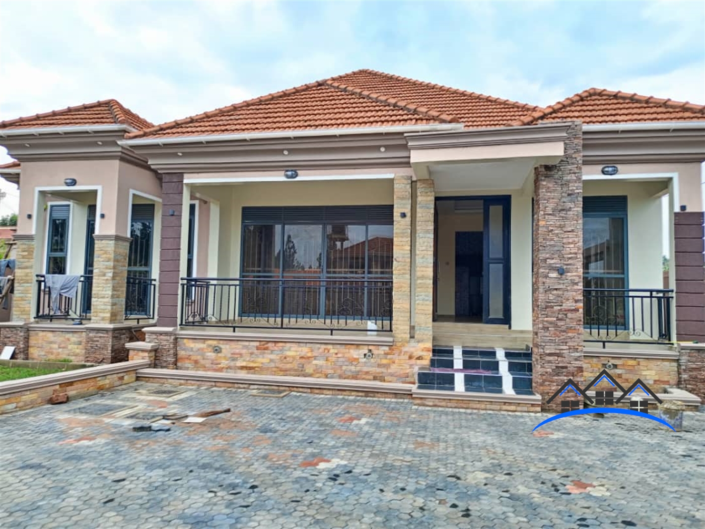 Bungalow for sale in Nakweelo Wakiso