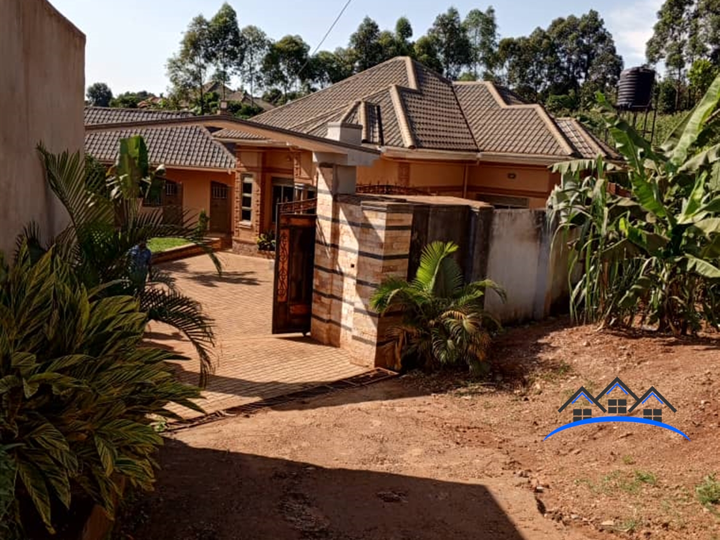 Bungalow for sale in Kitende Wakiso