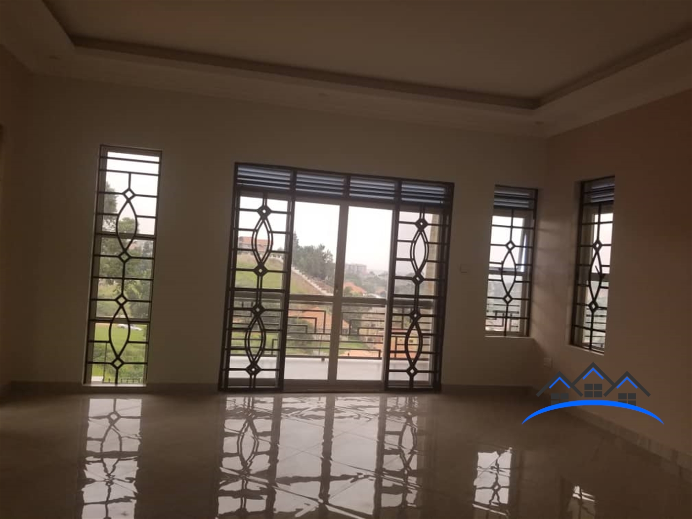 Storeyed house for sale in Bwebajja Wakiso