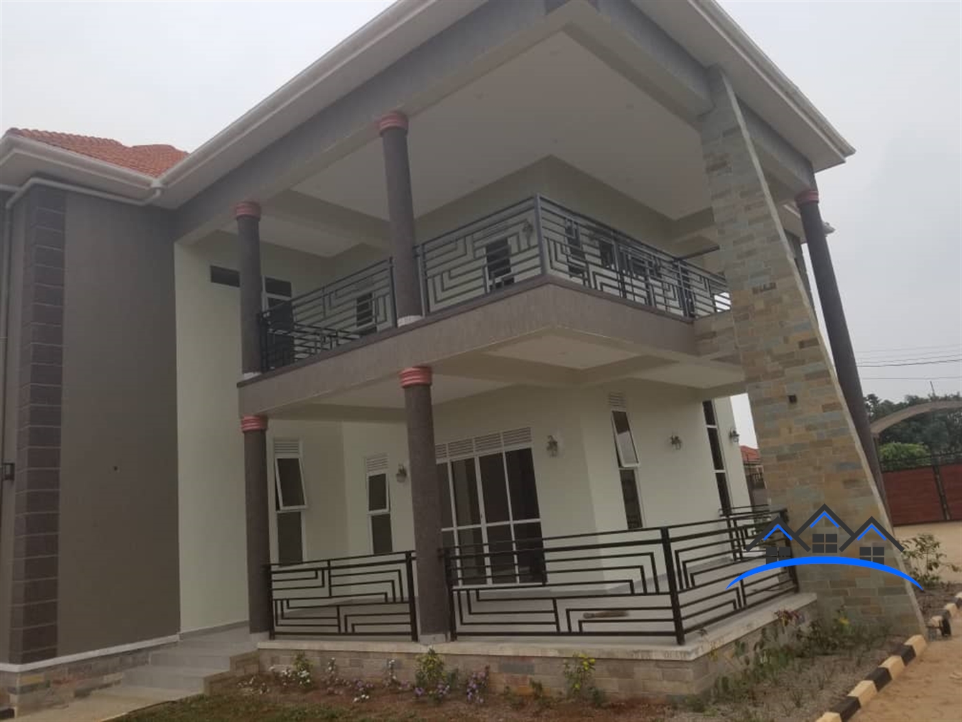 Storeyed house for sale in Bwebajja Wakiso