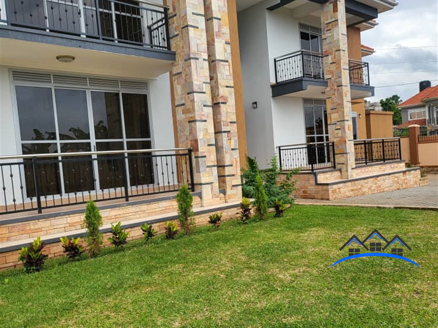 Storeyed house for sale in Kigo Wakiso