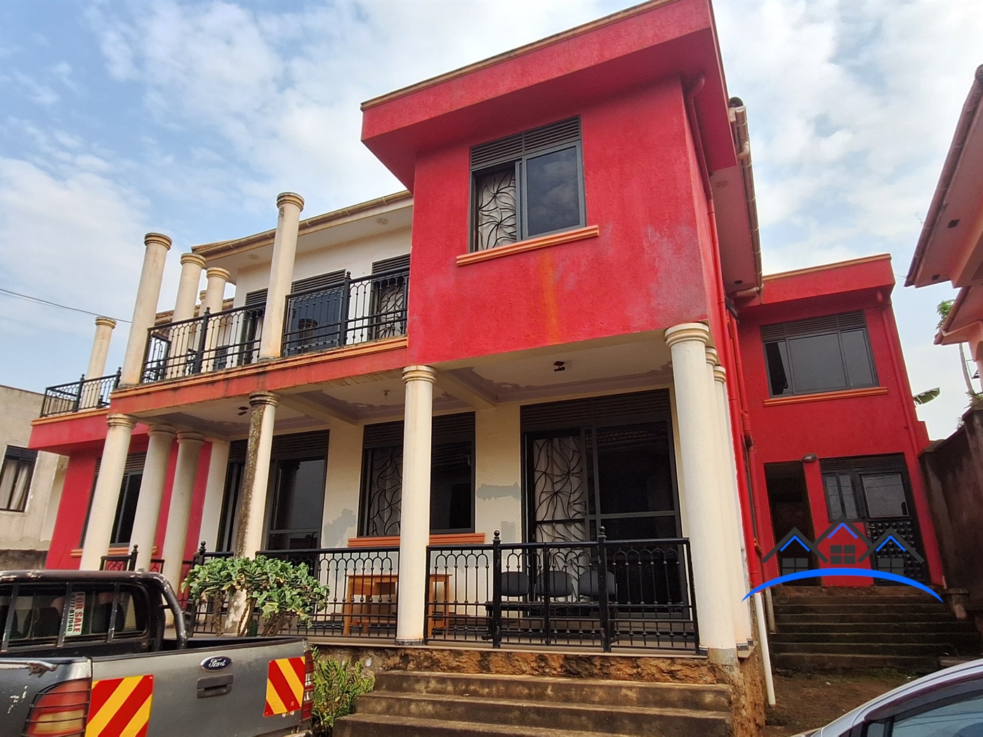 Storeyed house for sale in Buwaate Wakiso