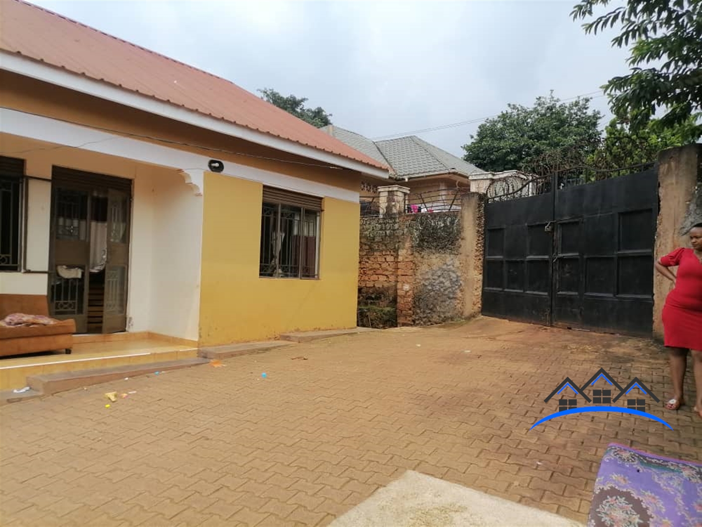 Bungalow for sale in Makindye Kampala