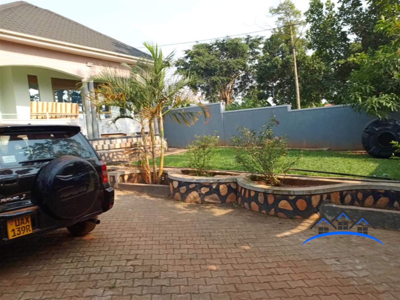 Bungalow for sale in Nansana Wakiso