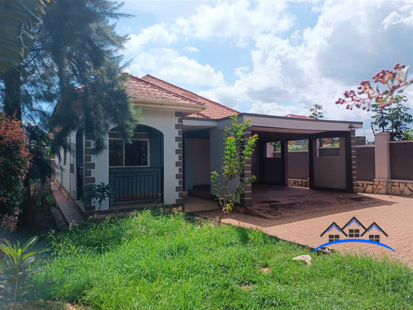 Bungalow for sale in Kira Wakiso