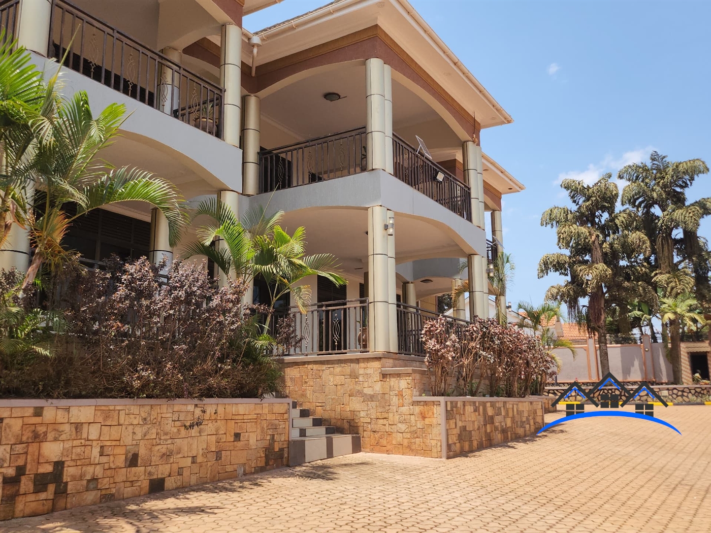 Apartment for sale in Mutundwe Kampala