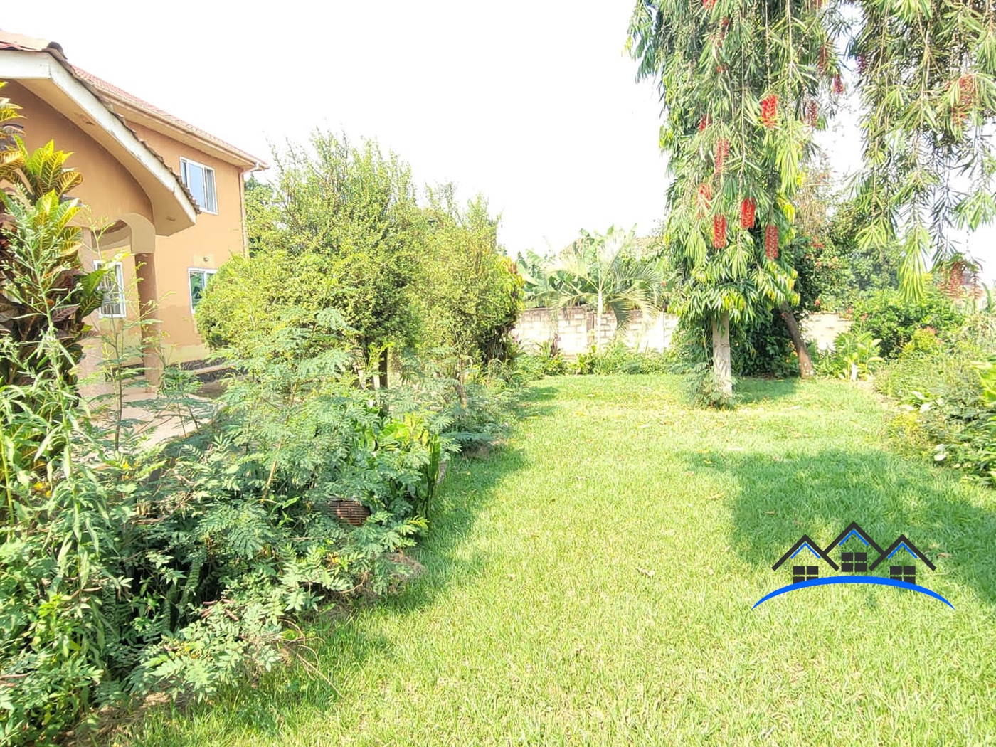 Storeyed house for sale in Kisaasi Kampala