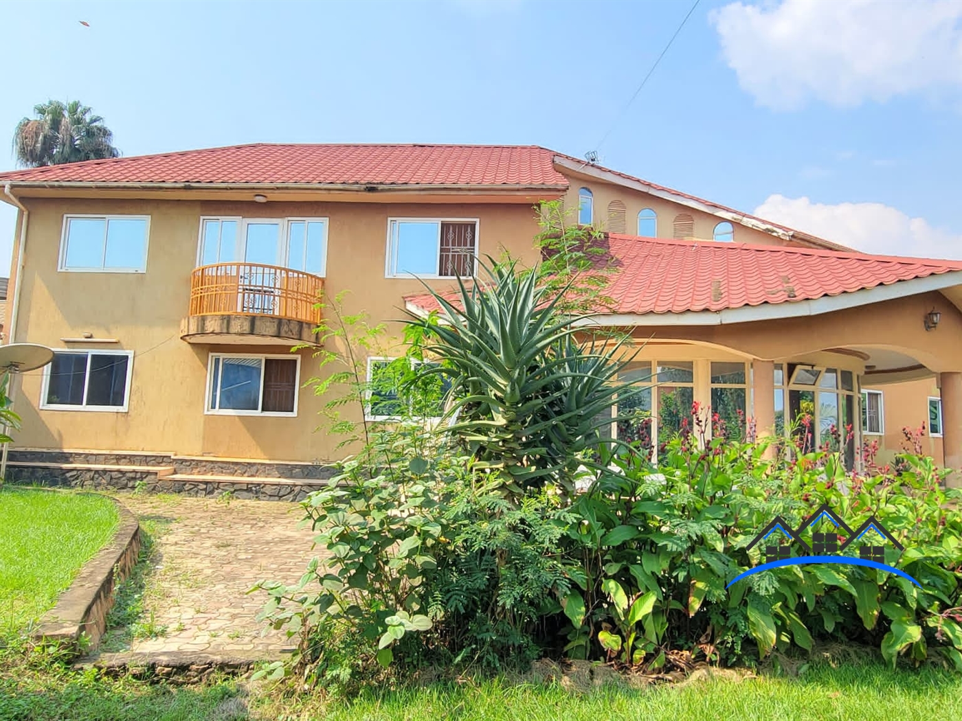 Storeyed house for sale in Kisaasi Kampala