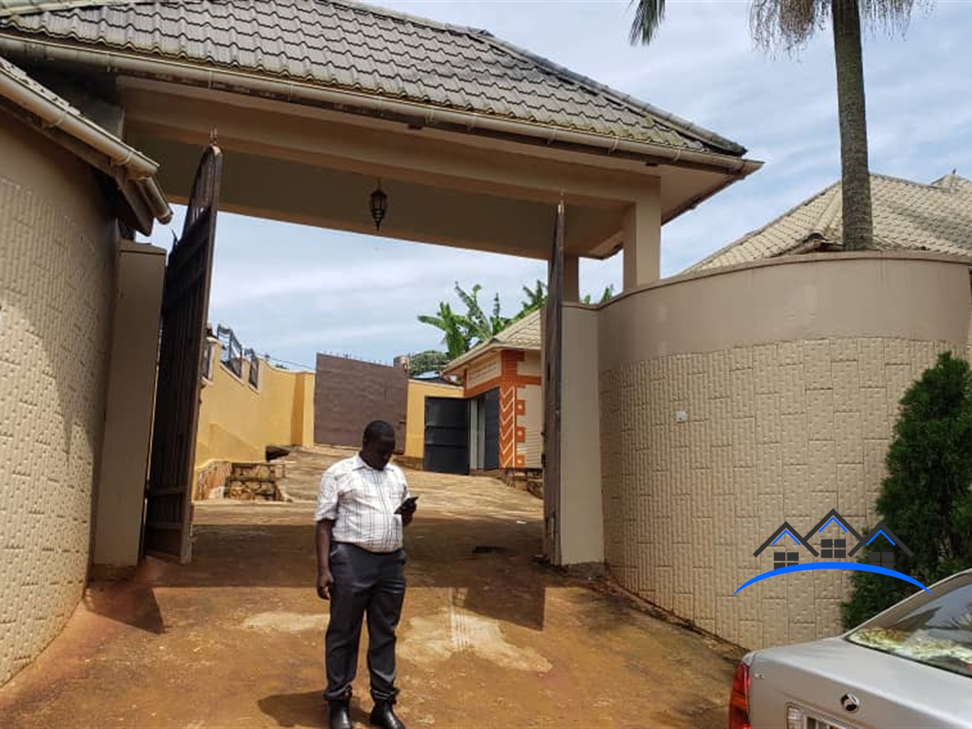 Bungalow for sale in Kitemu Wakiso