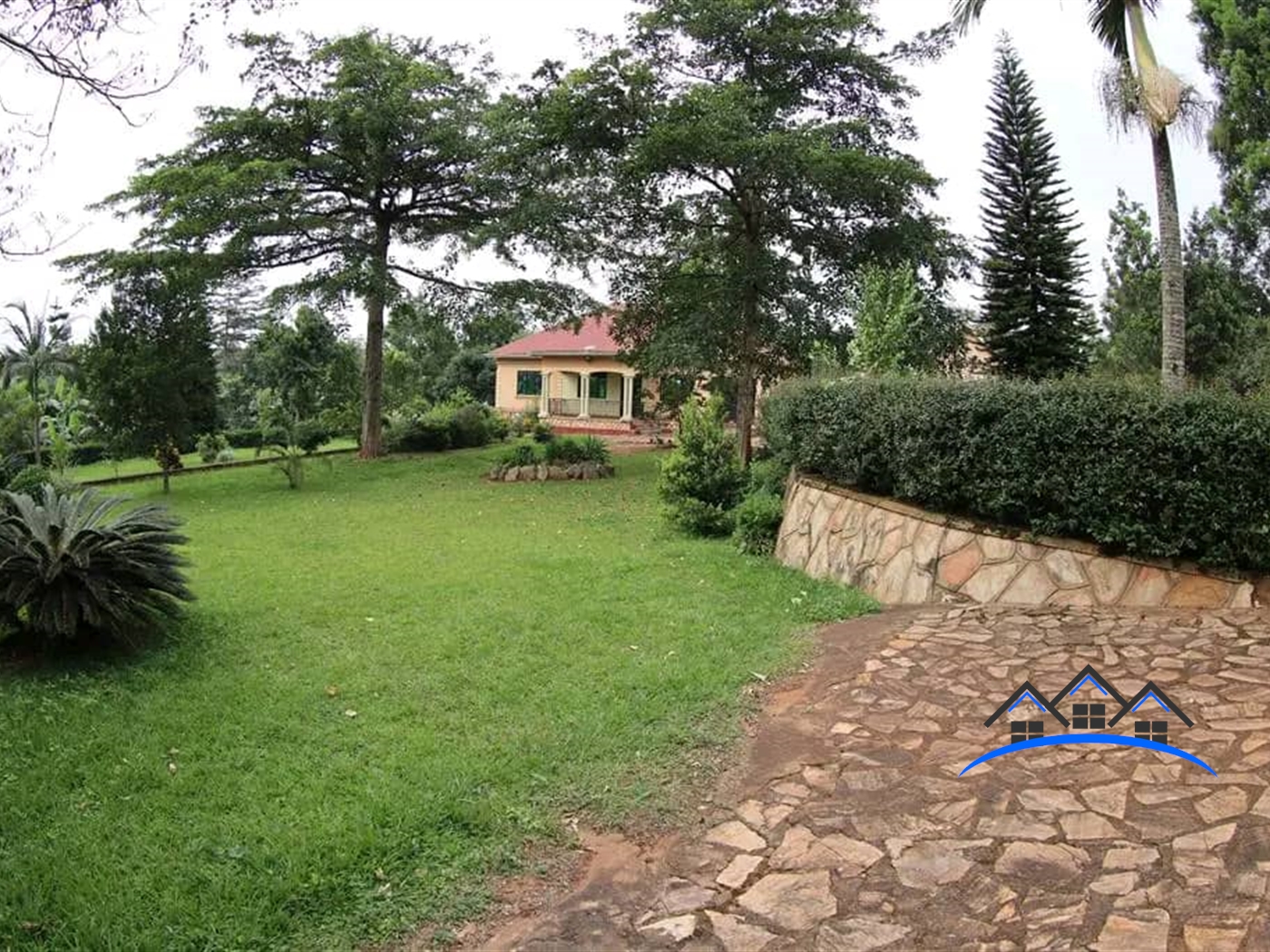 Bungalow for sale in Bombo Luweero