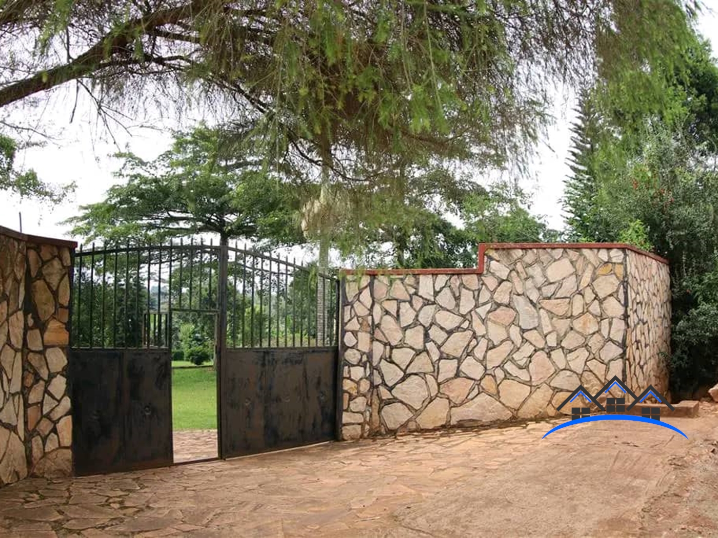 Bungalow for sale in Bombo Luweero