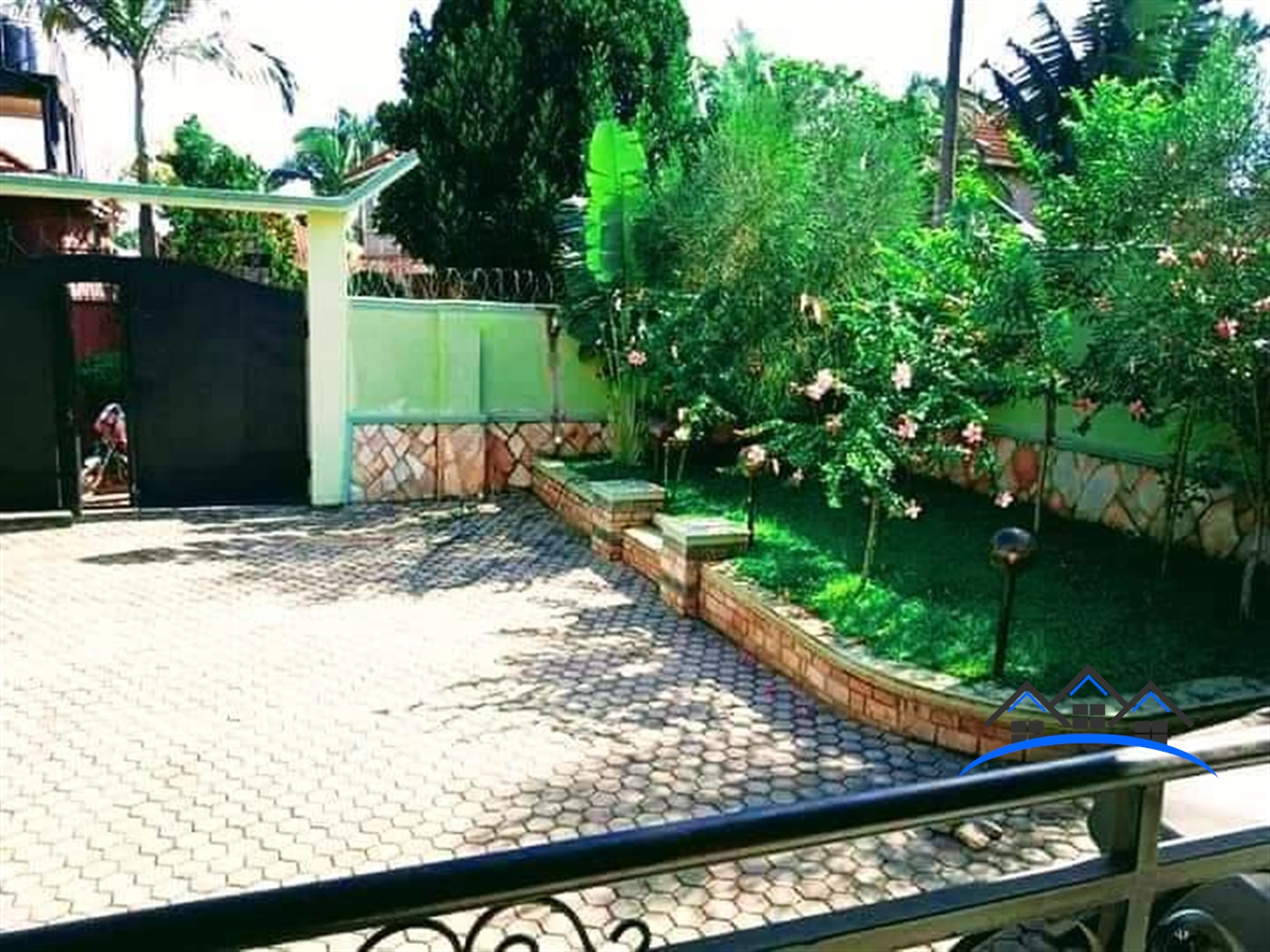 Bungalow for sale in Kyaliwajjala Wakiso