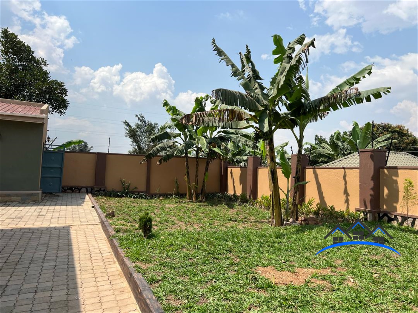 Bungalow for sale in Kasenge Wakiso