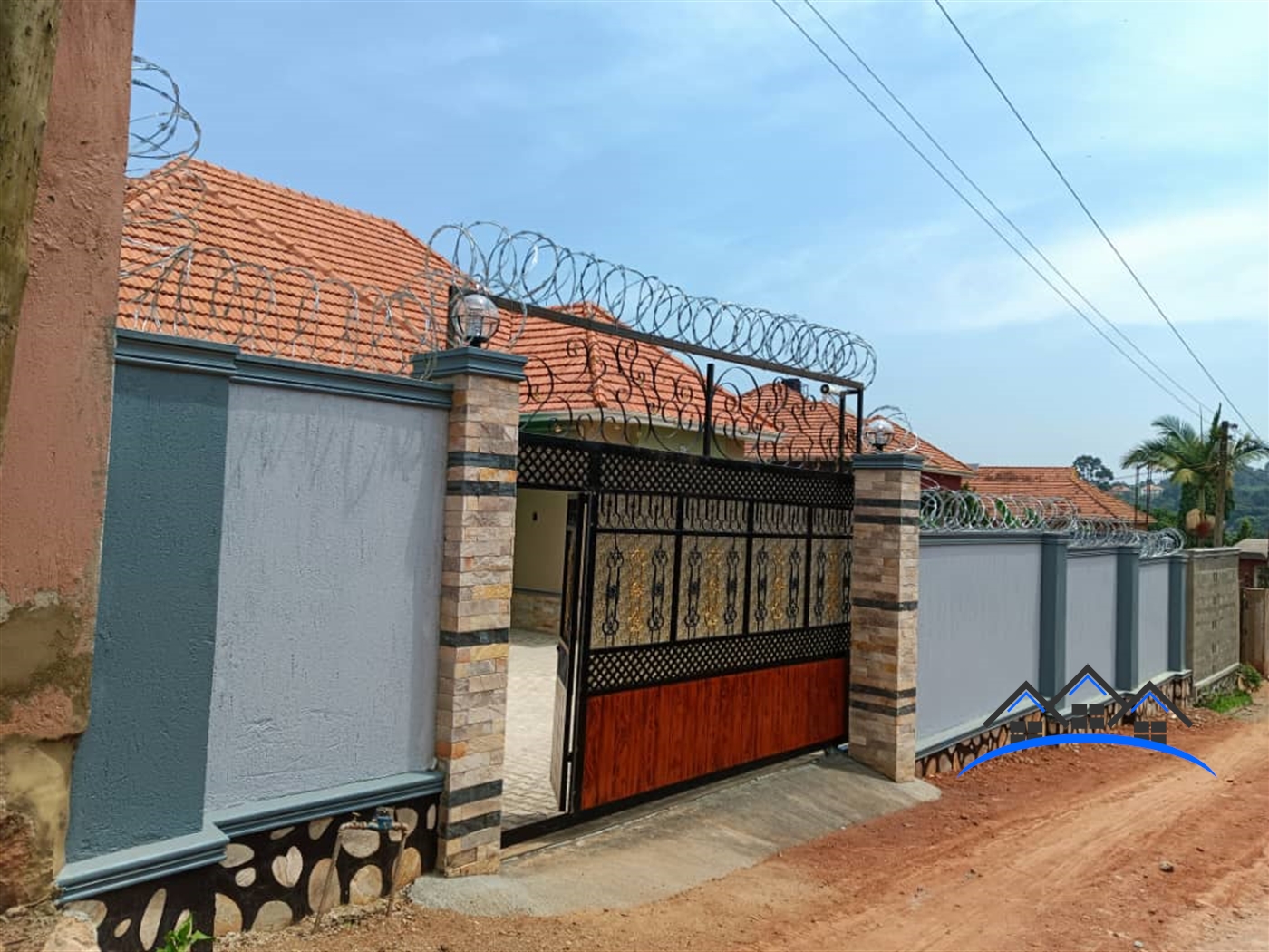 Bungalow for sale in Kitende Wakiso