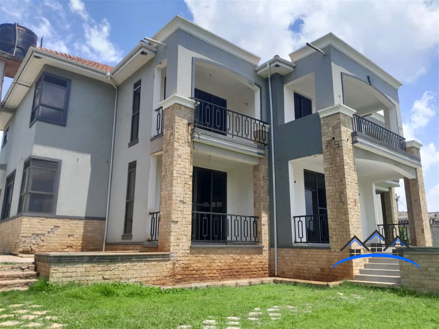 Mansion for sale in Namugongo Wakiso