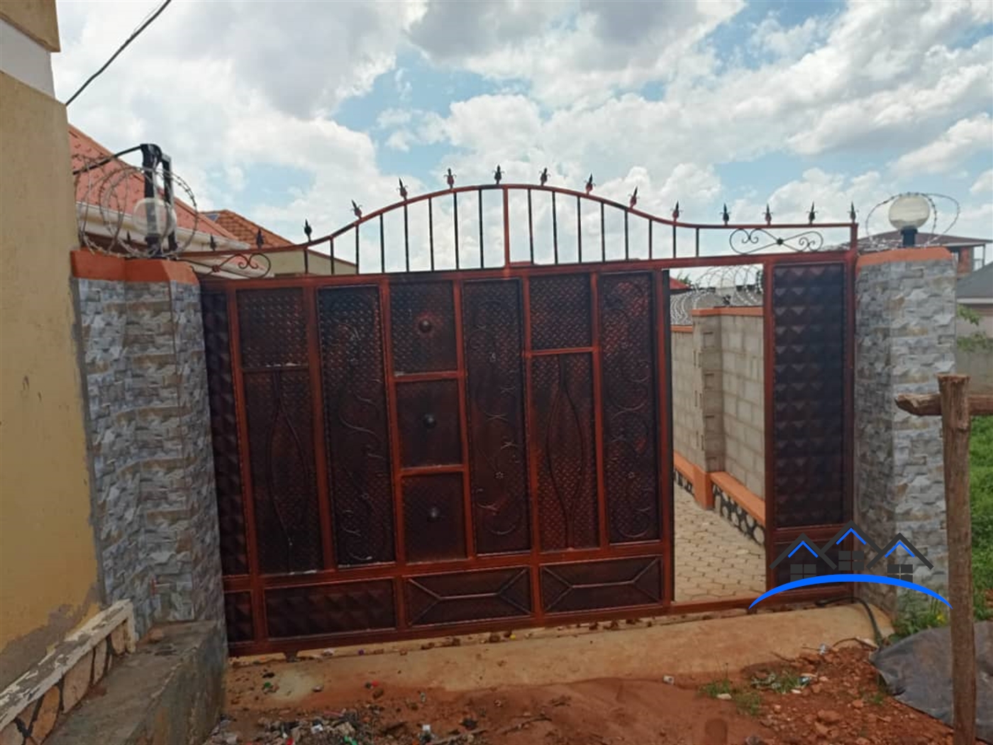 Bungalow for sale in Nansana Wakiso