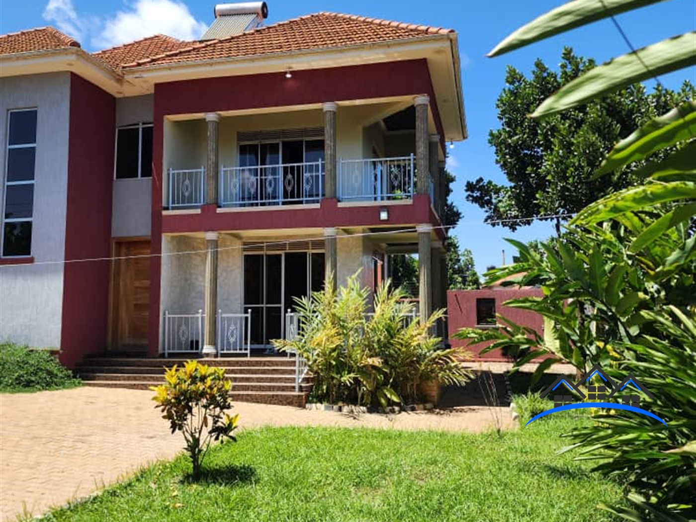 Storeyed house for sale in Kitende Wakiso