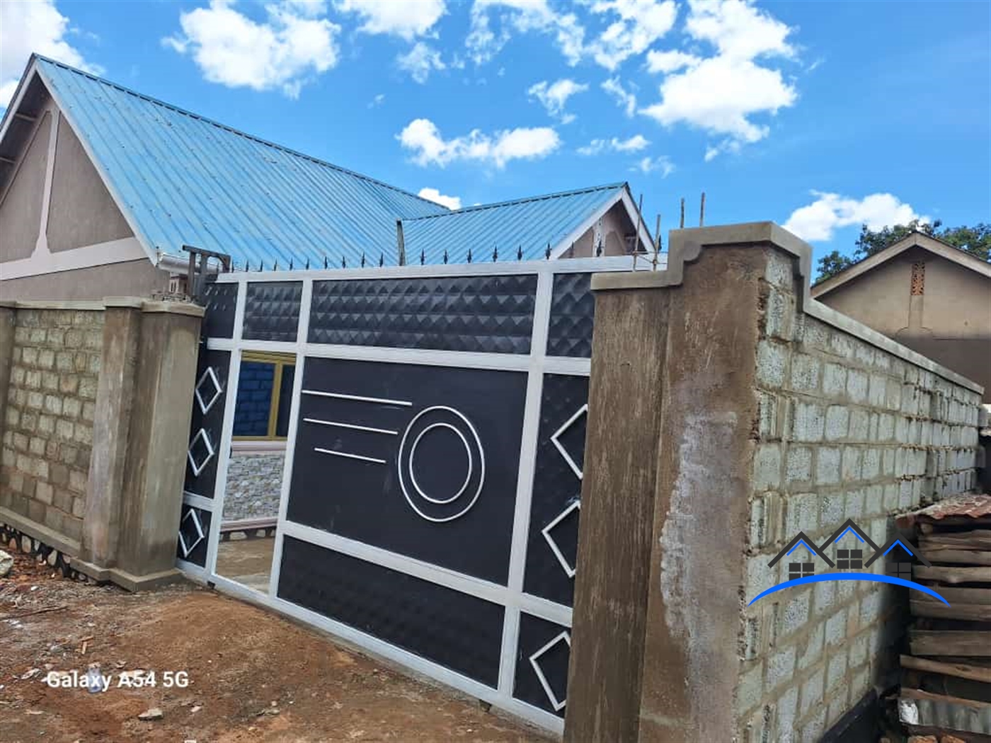 Bungalow for sale in Nansana Wakiso