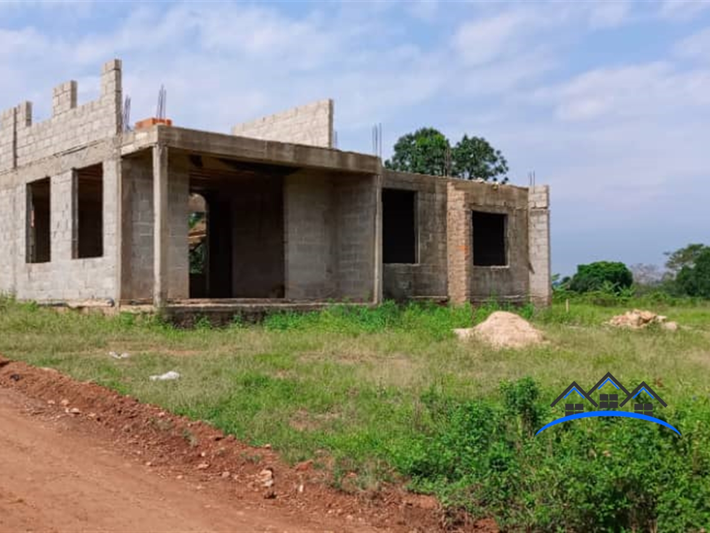 Shell House for sale in Kijabijo Wakiso