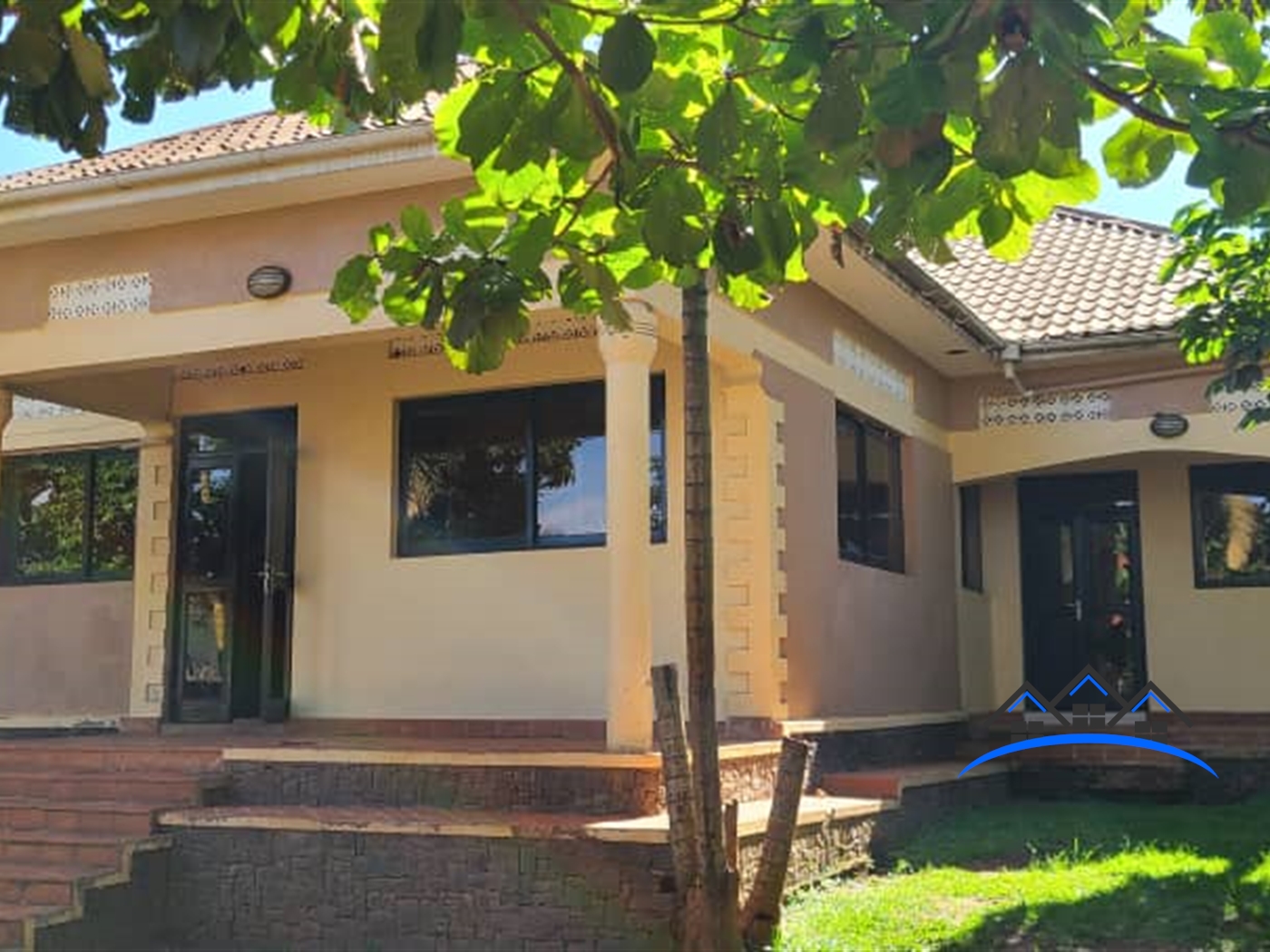 Bungalow for sale in Bwebajja Wakiso