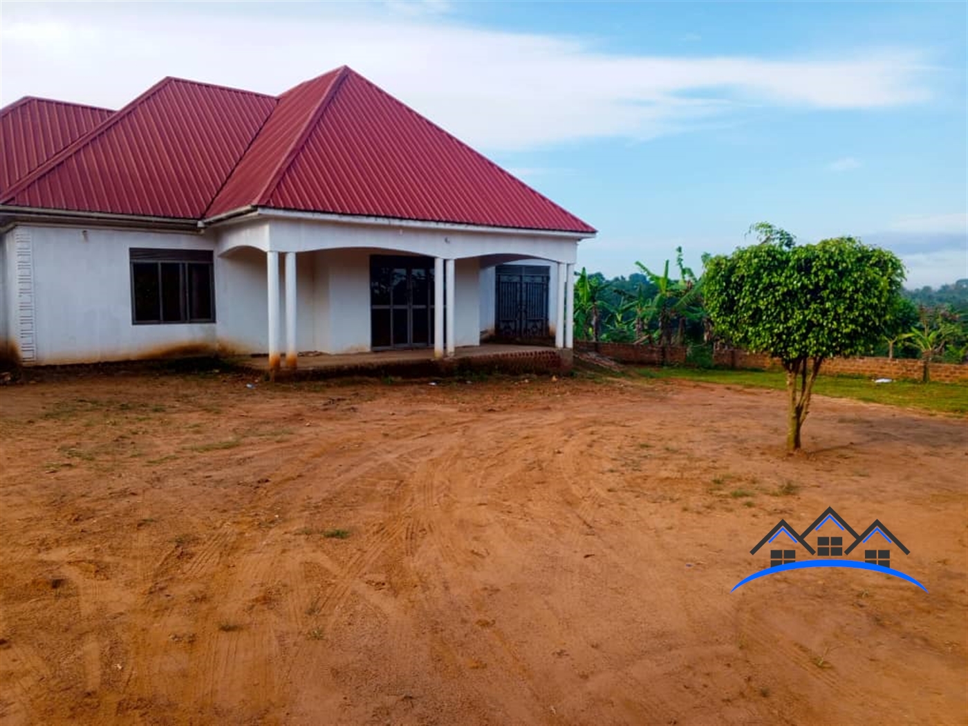 Bungalow for sale in Kakiri Wakiso