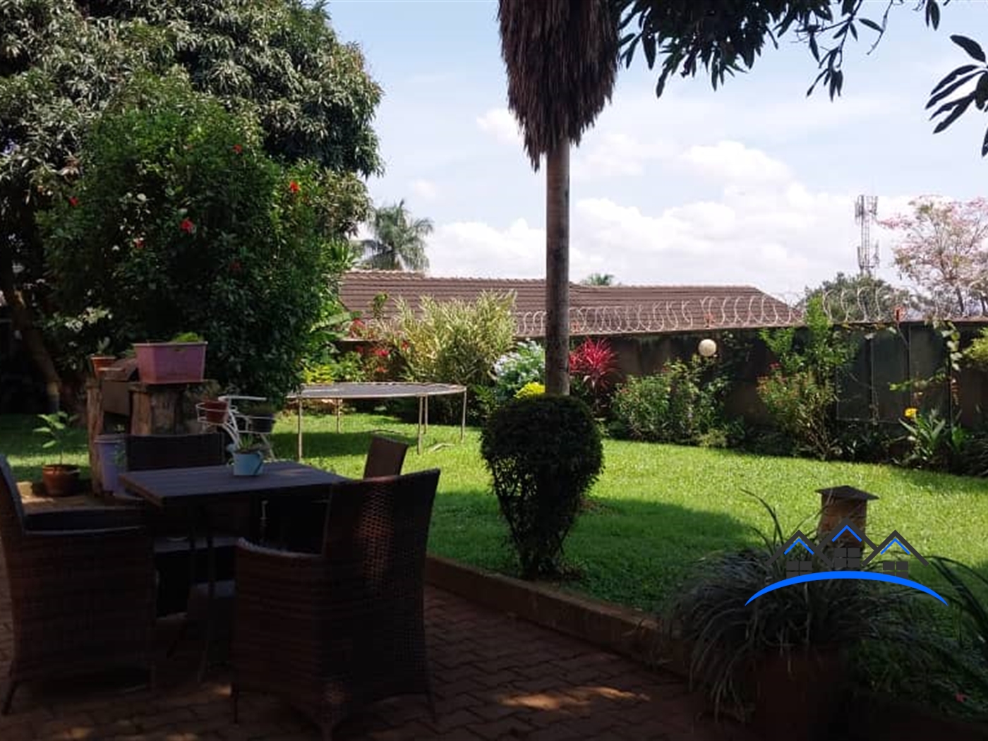 Bungalow for sale in Makindye Wakiso