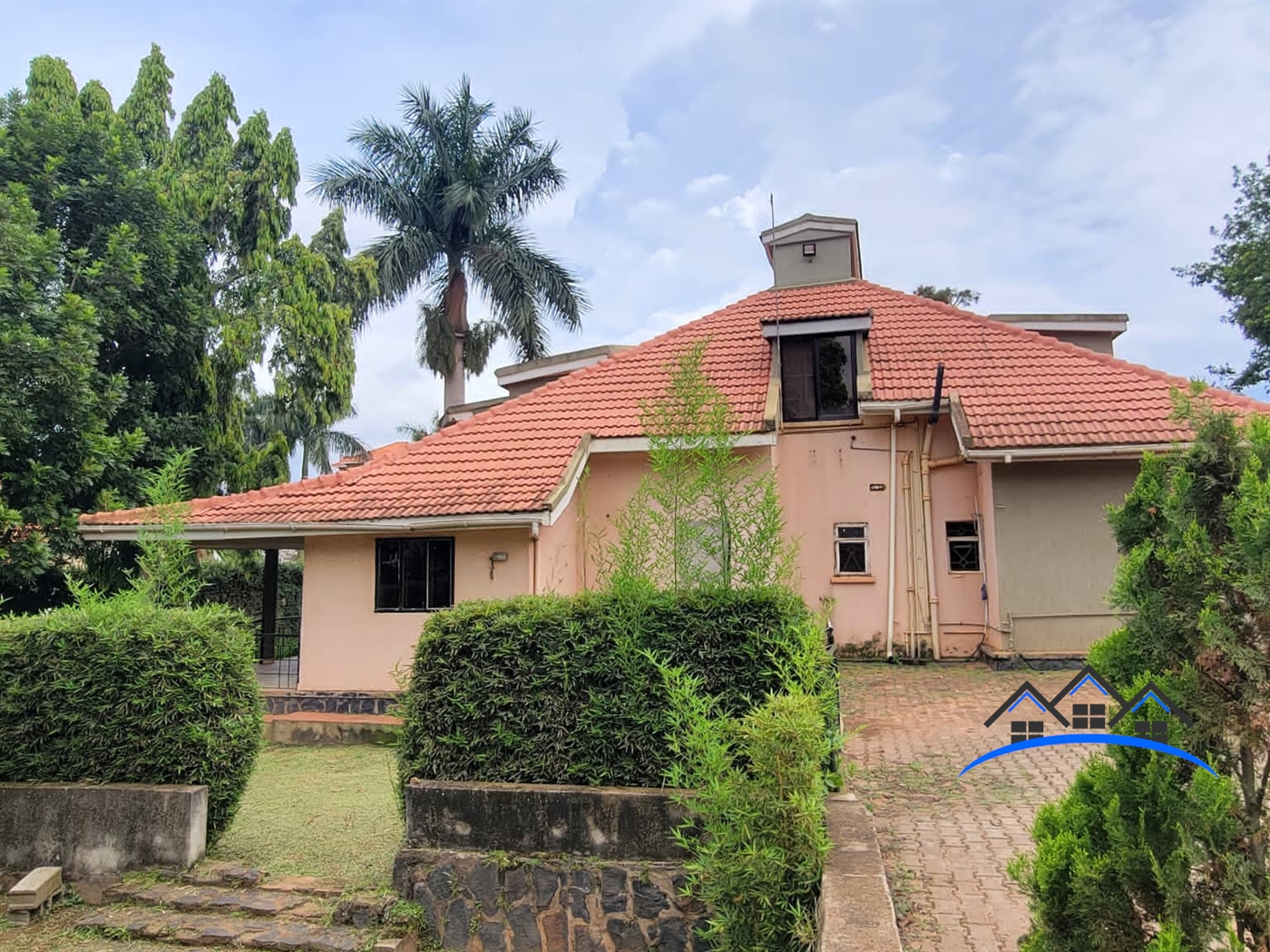 Storeyed house for sale in Ntinda Kampala