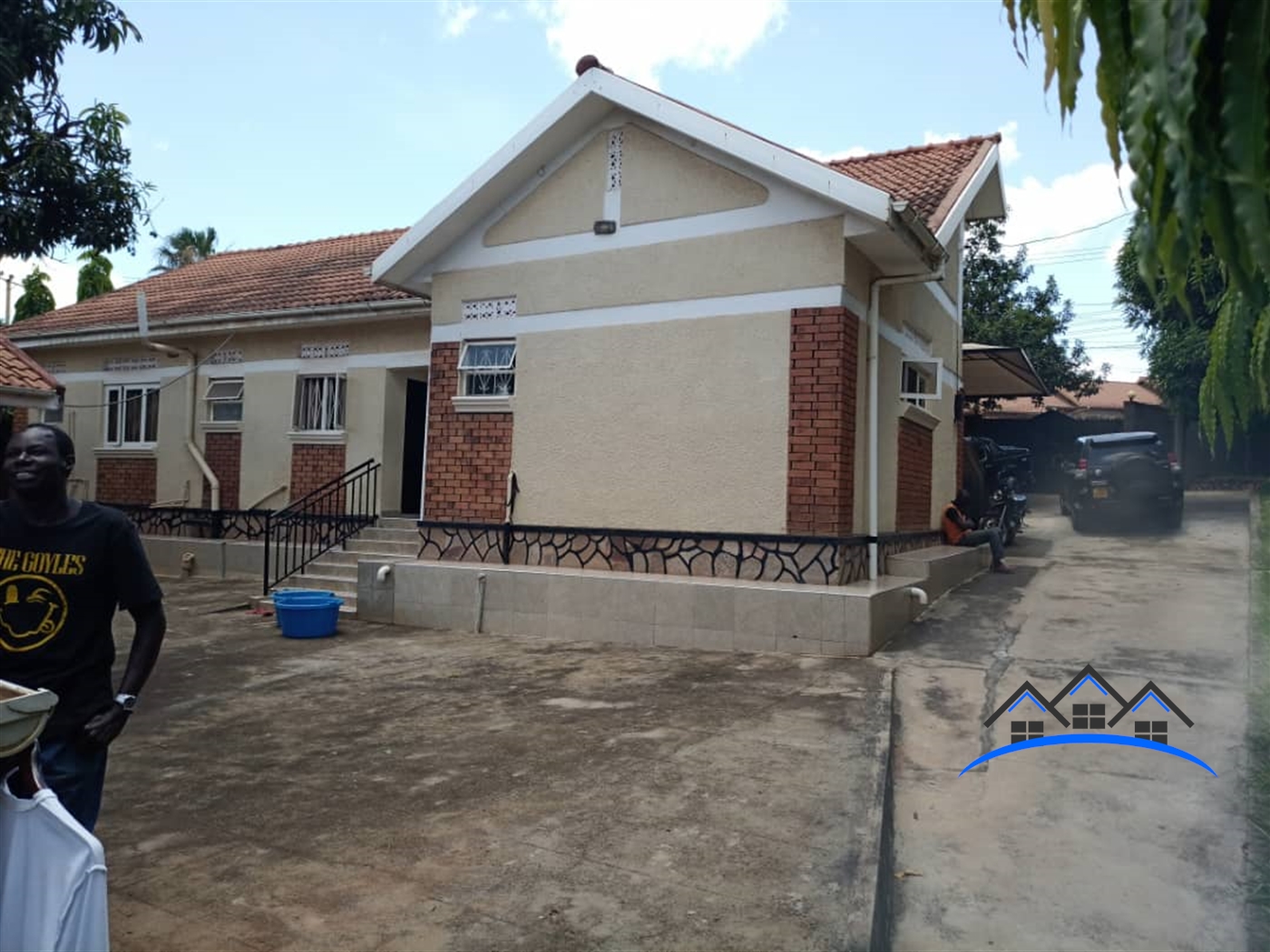 Bungalow for sale in Kulambilo Kampala