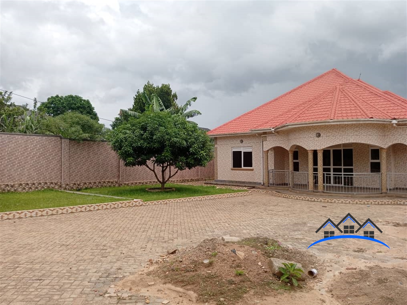 Bungalow for sale in Nansana Wakiso