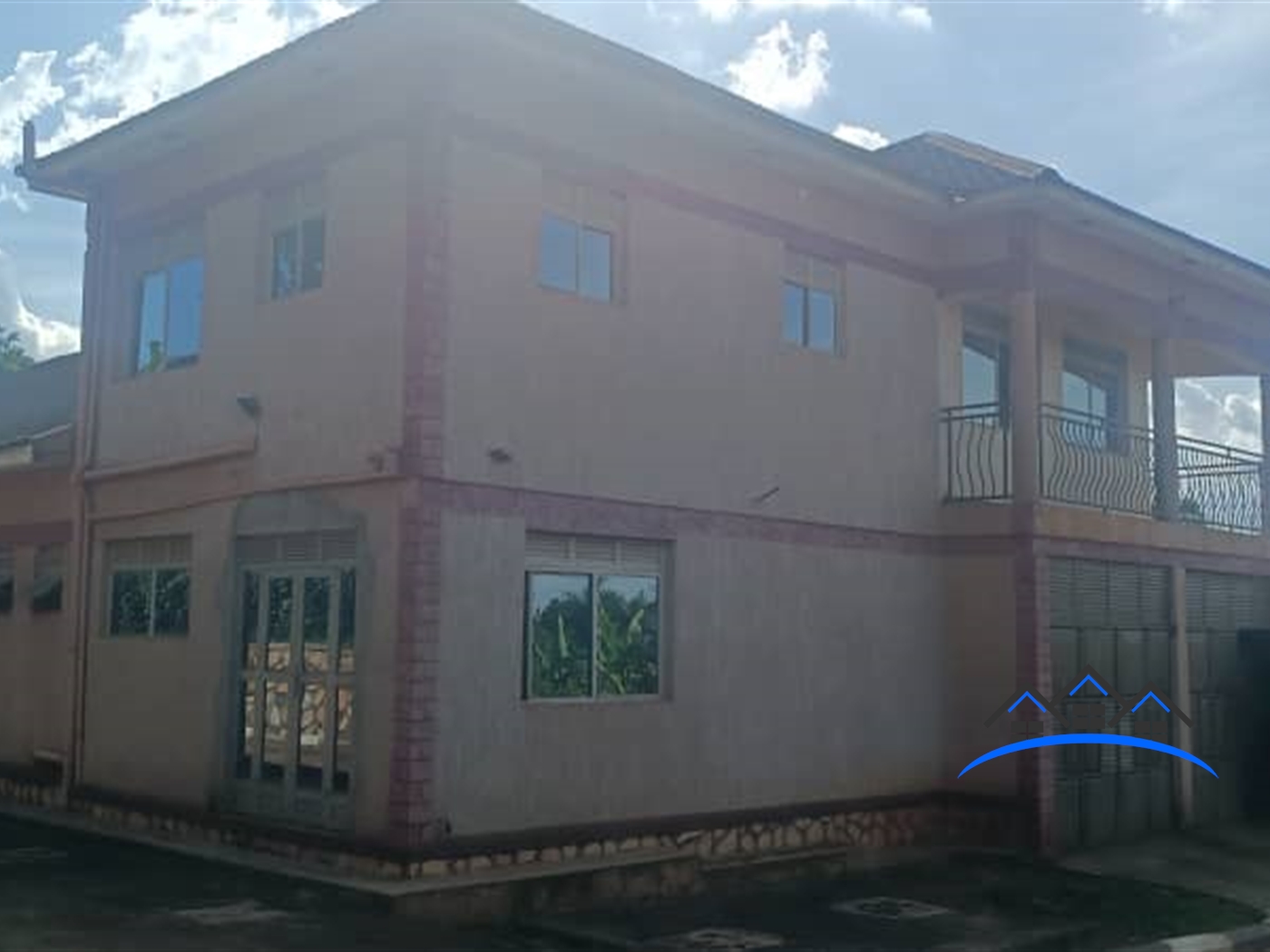 Storeyed house for sale in Kira Wakiso