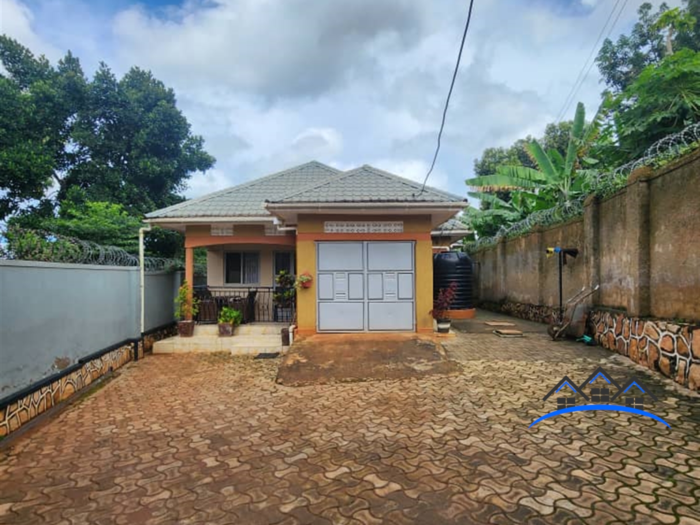 Bungalow for sale in Bwebajja Wakiso