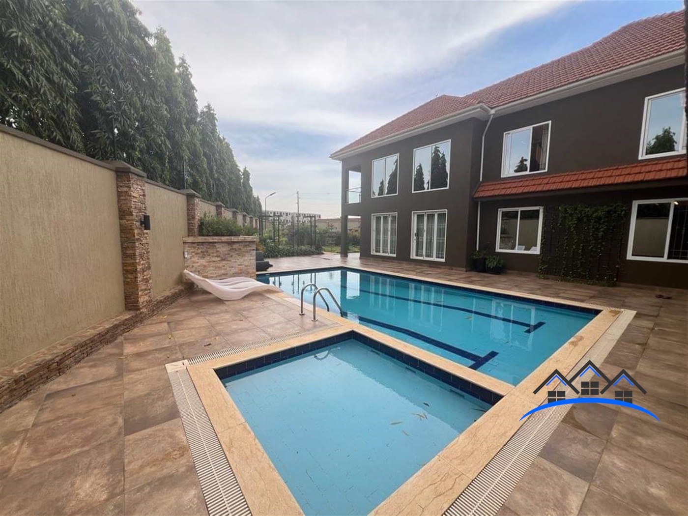 Mansion for sale in Naguru Kampala