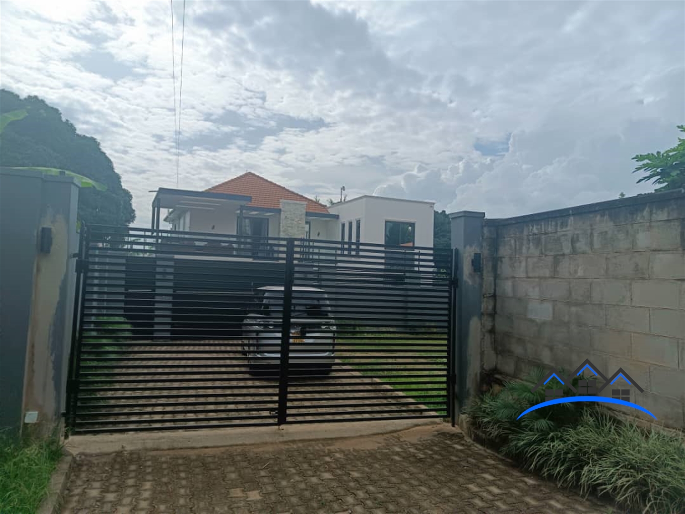 Shell House for sale in Bbunga Wakiso