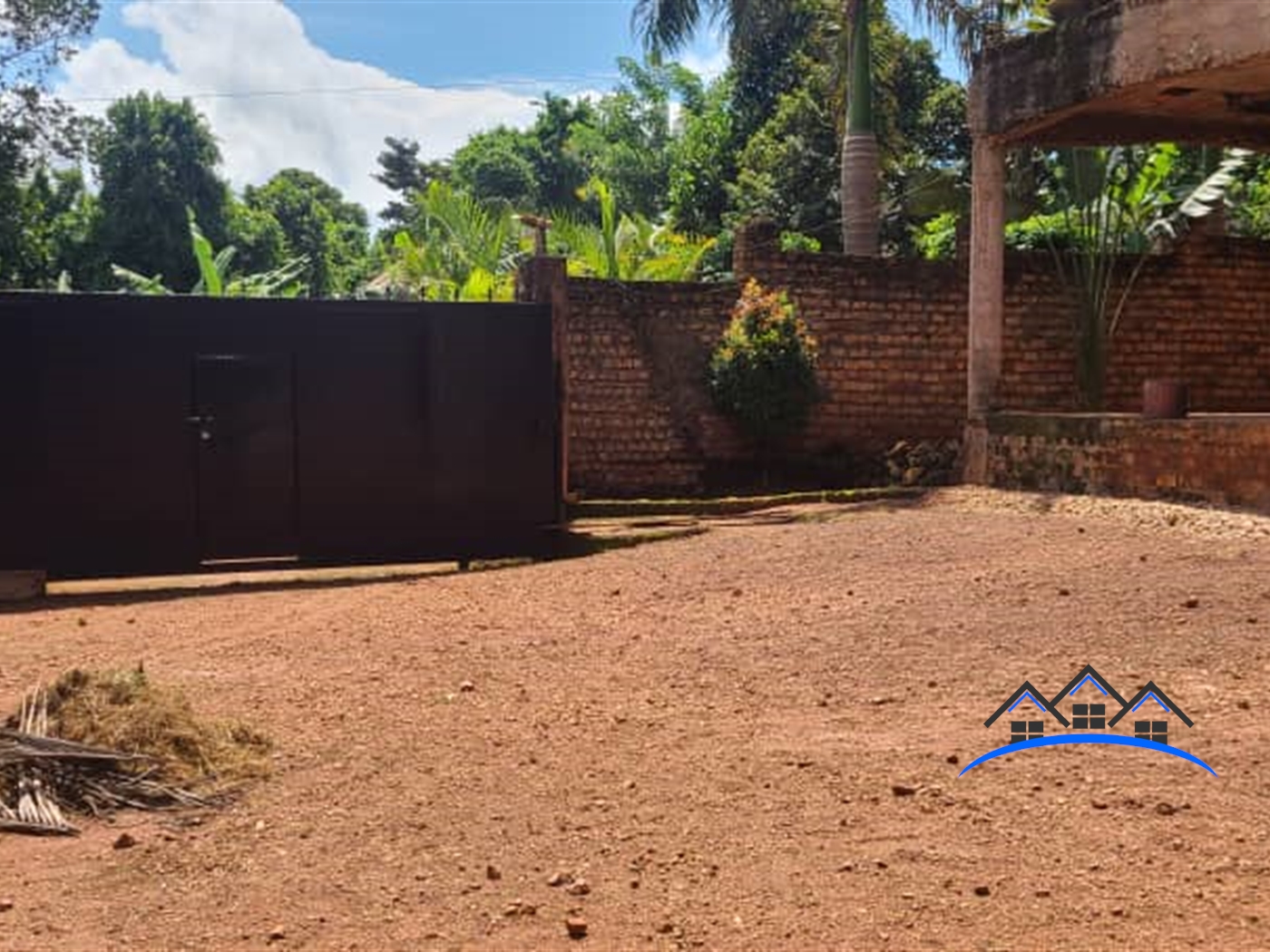 Shell House for sale in Kitende Wakiso