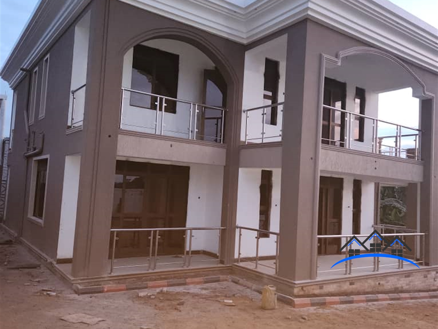 Storeyed house for sale in Bwebajja Wakiso