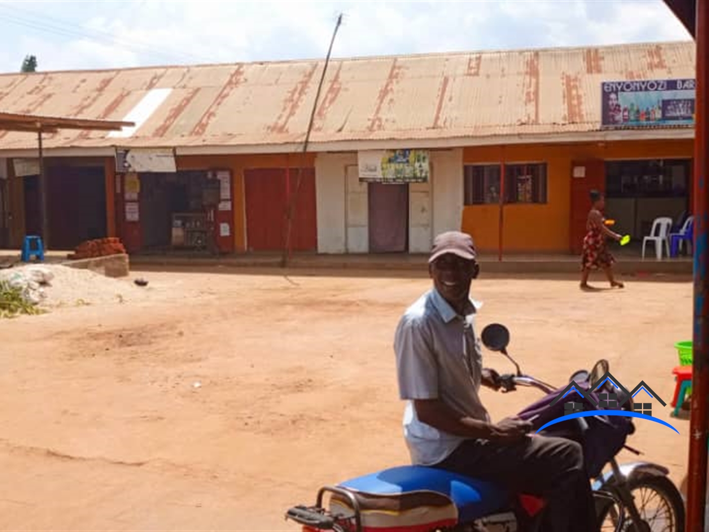 Shop for sale in Gayaza Wakiso