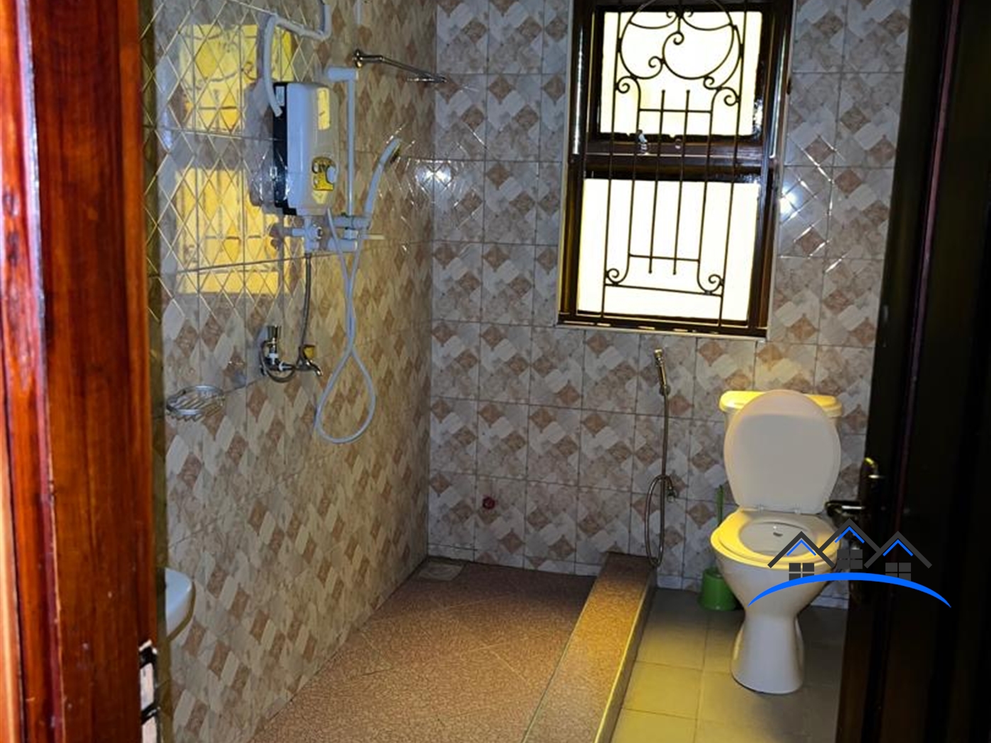 Bathroom (Toilet)