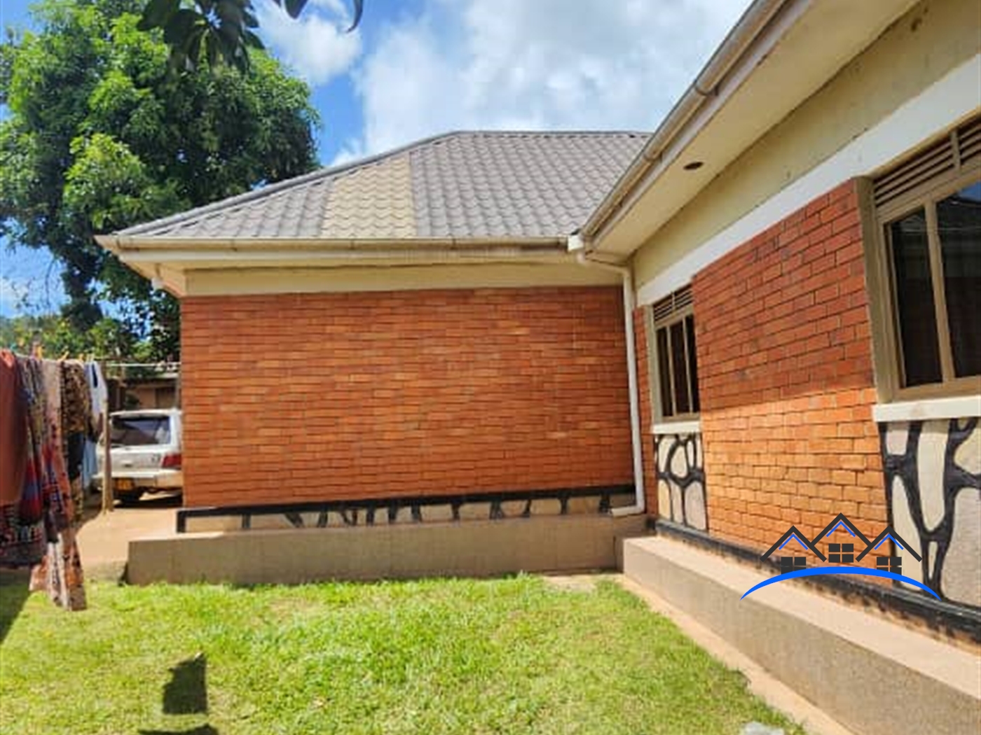 Bungalow for sale in Kigo Wakiso