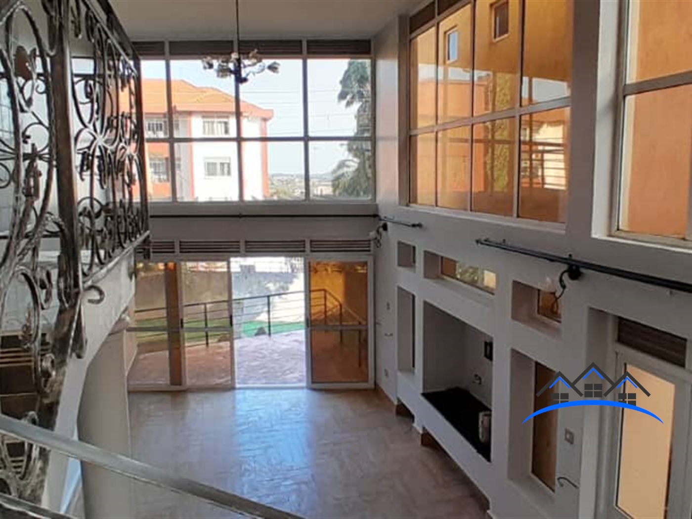 Town House for sale in Mbuya Kampala