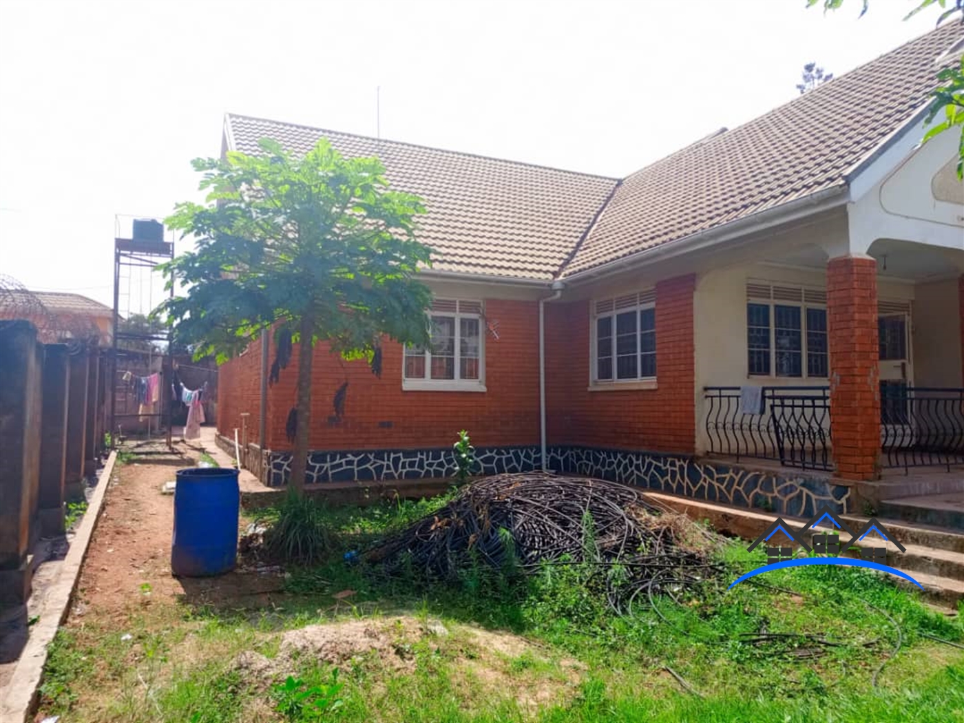 Bungalow for sale in Kisaasi Wakiso