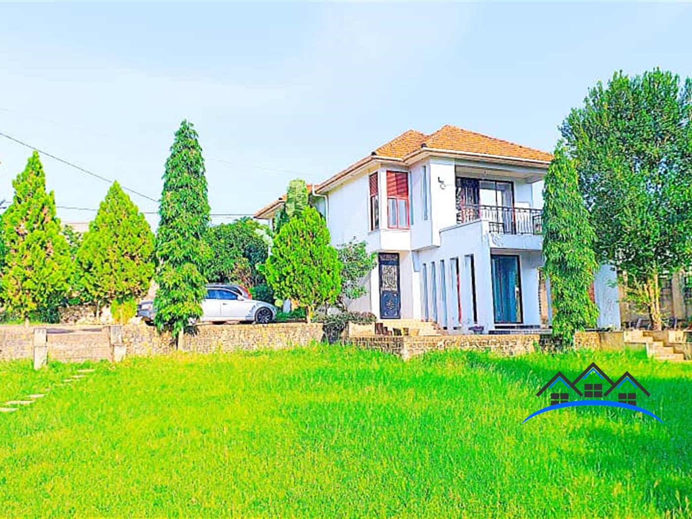 Mansion for sale in Kira Wakiso