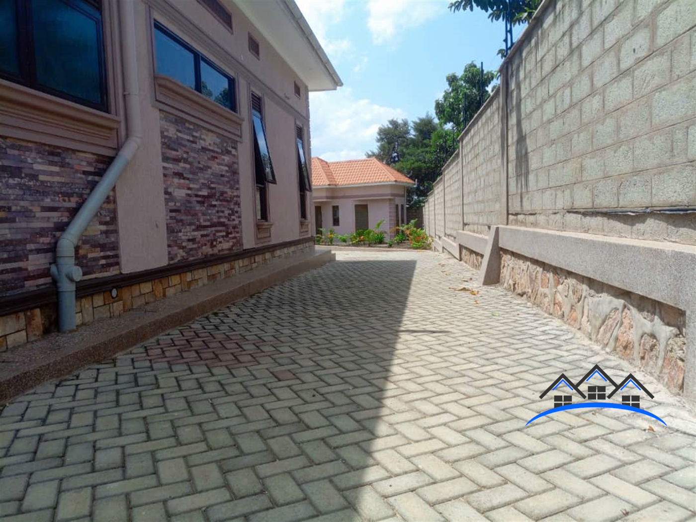 Bungalow for rent in Kagoma Wakiso