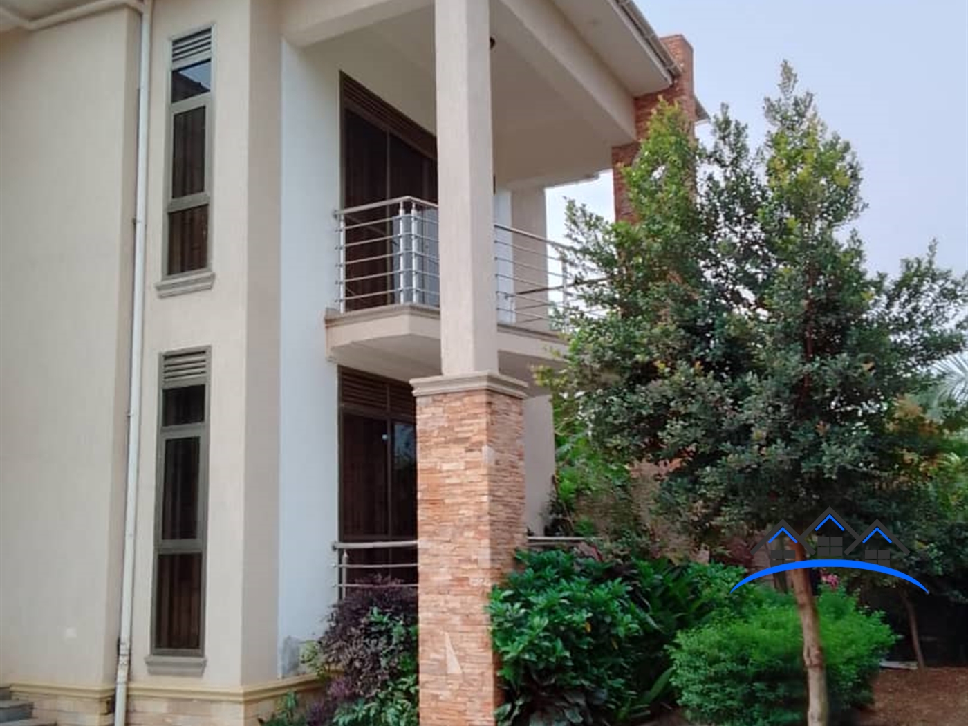 Mansion for sale in Lugujja Kampala