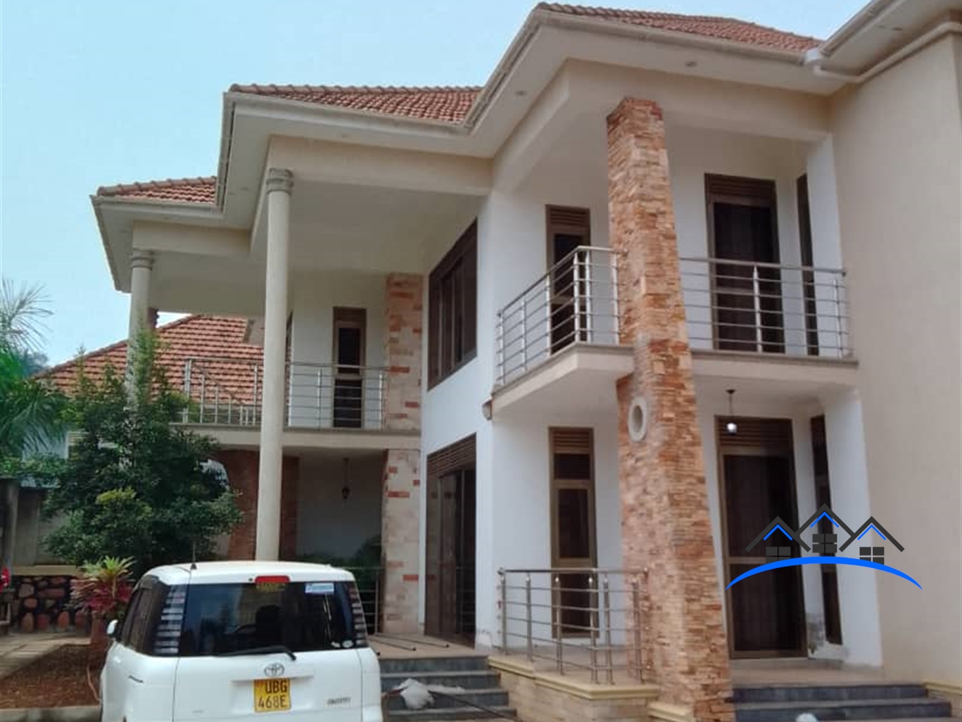 Mansion for sale in Lugujja Kampala