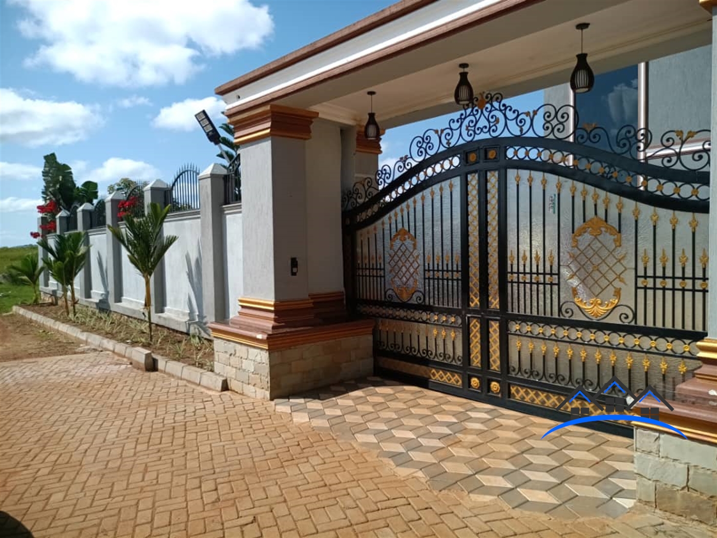 Apartment for sale in Lutembe Wakiso