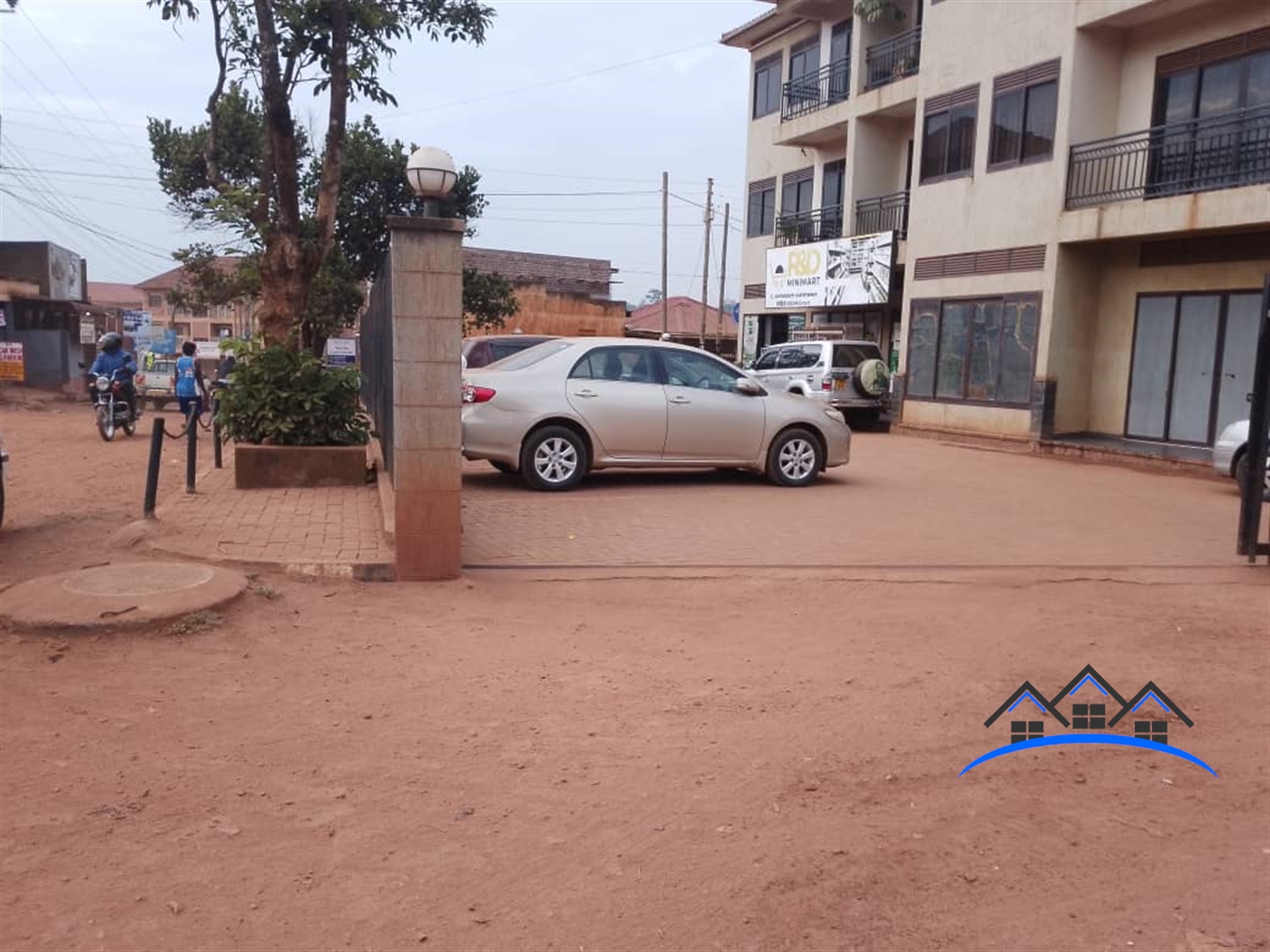 Commercial block for sale in Kisaasi Wakiso