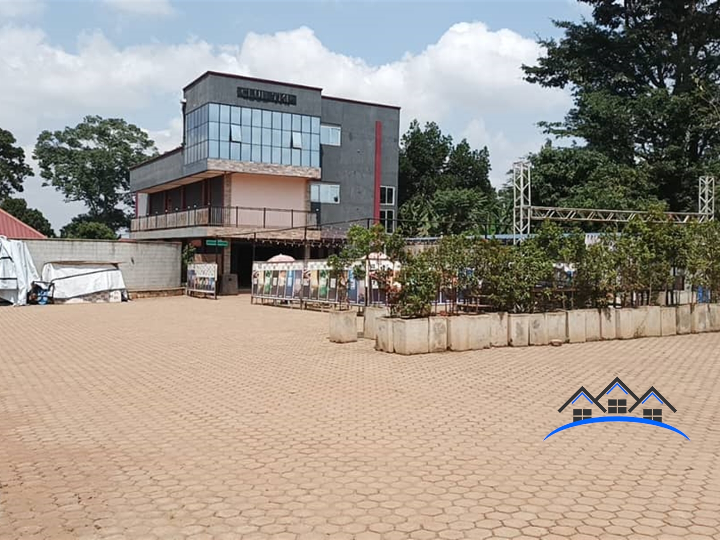 Commercial block for sale in Sonde Wakiso